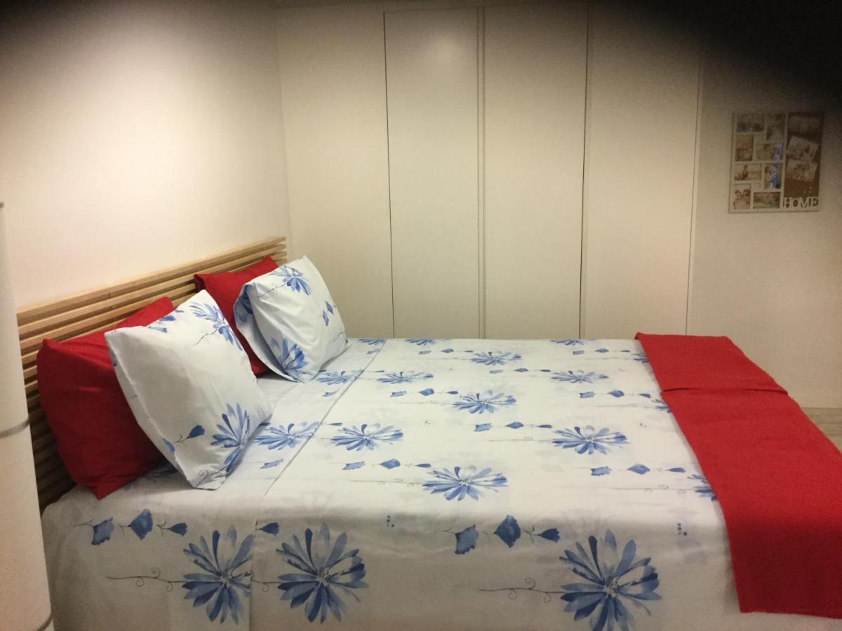 Red Cozy Stay Limasol Dış mekan fotoğraf